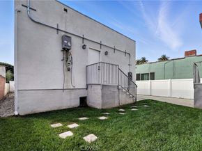 3031 3033 Vineyard Avenue, Los Angeles CA 90016