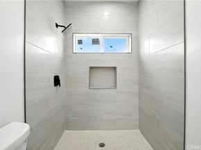 3031 3033 Vineyard Avenue, Los Angeles CA 90016