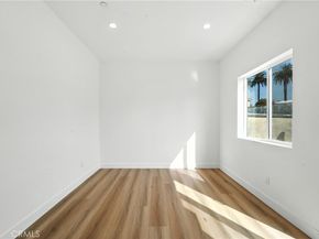 3031 3033 Vineyard Avenue, Los Angeles CA 90016