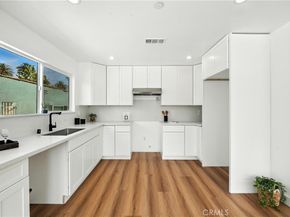 3031 3033 Vineyard Avenue, Los Angeles CA 90016
