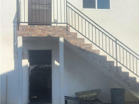 1407 W 59th Place W, Los Angeles CA 90047