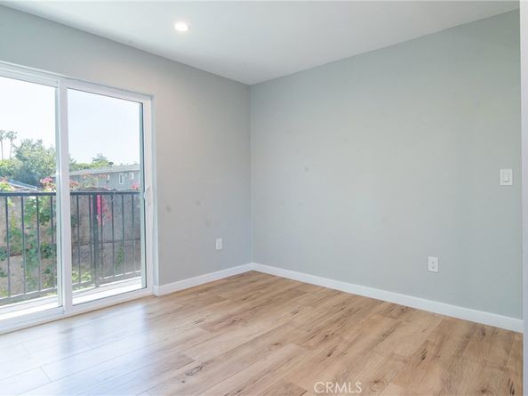 3468 W 71st, Los Angeles CA 90043