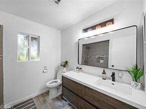 1158 N Ivescrest Avenue, Covina CA 91724