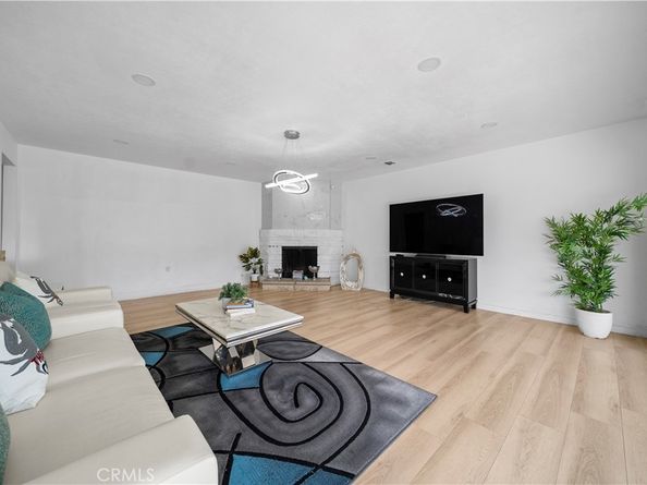 1158 N Ivescrest Avenue, Covina CA 91724