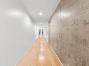 1111 S Grand 609, Los Angeles CA 90015