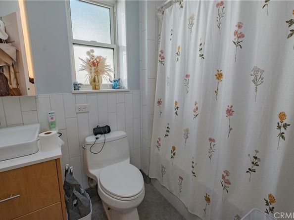 6641 Gerald Avenue, Van Nuys CA 91406