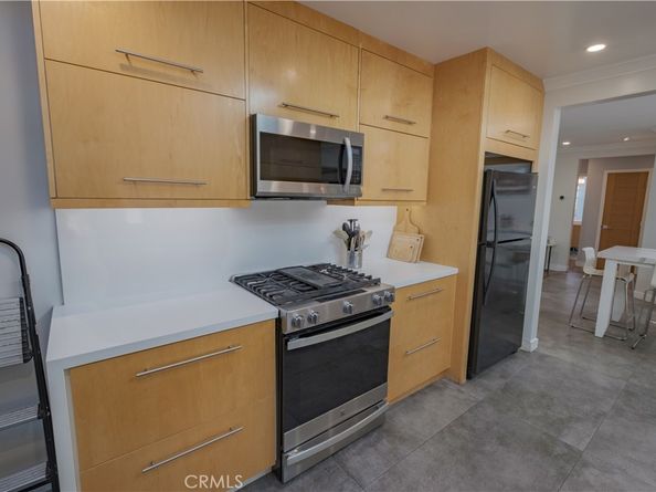 6641 Gerald Avenue, Van Nuys CA 91406