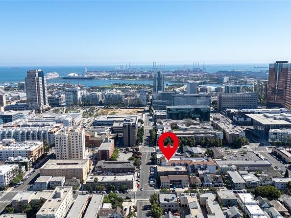 327 Chestnut Avenue 102, Long Beach CA 90802