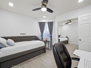 327 Chestnut Avenue 102, Long Beach CA 90802