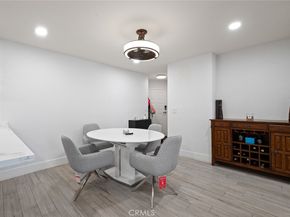 327 Chestnut Avenue 102, Long Beach CA 90802