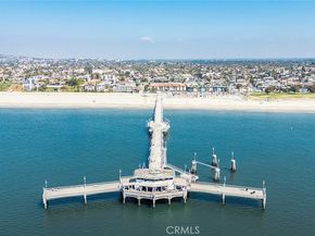 327 Chestnut Avenue 102, Long Beach CA 90802