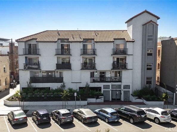 327 Chestnut Avenue 102, Long Beach CA 90802
