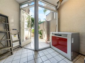 525 S Berendo 106, Los Angeles CA 90020