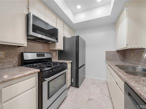 525 S Berendo 106, Los Angeles CA 90020