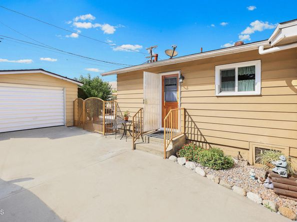 215 Bridewell Street, Los Angeles CA 90042
