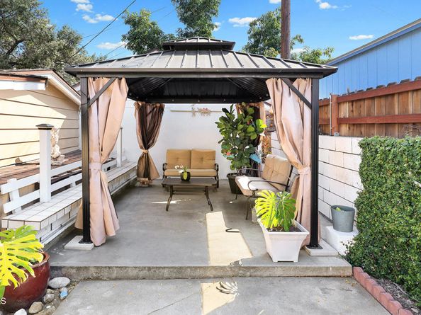 215 Bridewell Street, Los Angeles CA 90042
