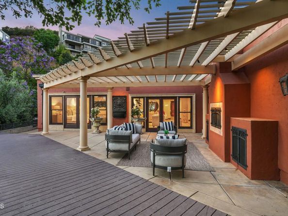 1897 Braemar Road, Pasadena CA 91103
