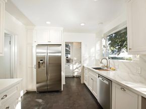 500 Eldora Road, Pasadena CA 91104