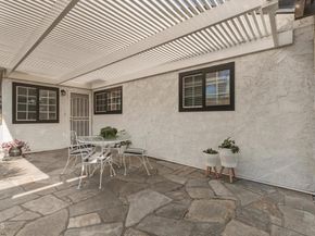 514 E Moorehaven Drive, Carson CA 90746