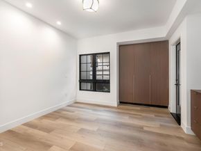 139 S Oak Knoll Avenue 103, Pasadena CA 91101