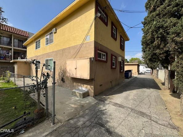 15624 Vanowen Street, Los Angeles CA 91406