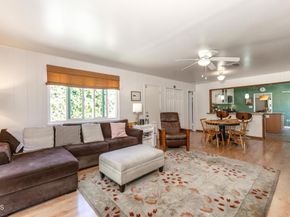 1085 N Mar Vista Avenue, Pasadena CA 91104