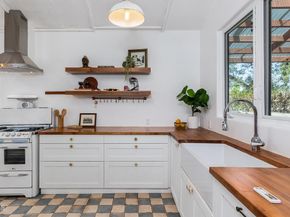 2537 Crestmoore Place, Los Angeles CA 90065