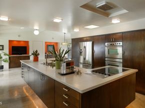 2065 Canyon Close Road, Pasadena CA 91107