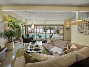 2065 Canyon Close Road, Pasadena CA 91107