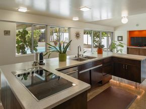 2065 Canyon Close Road, Pasadena CA 91107