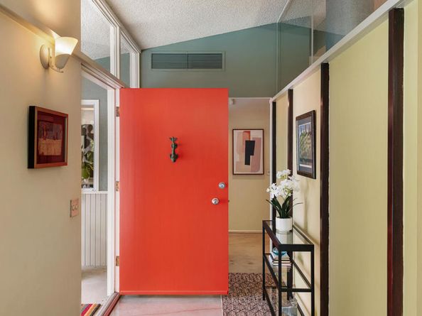 2065 Canyon Close Road, Pasadena CA 91107