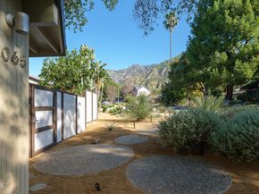 2065 Canyon Close Road, Pasadena CA 91107