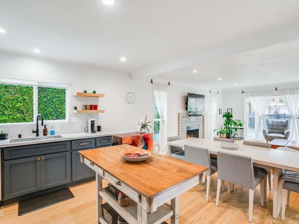 4360 Country Club Drive, Los Angeles CA 90019