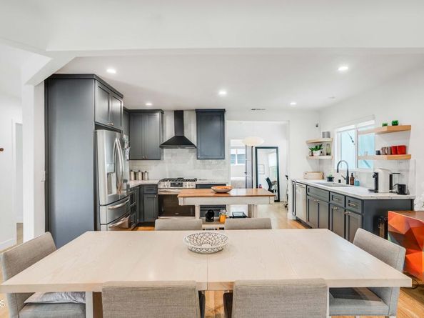 4360 Country Club Drive, Los Angeles CA 90019