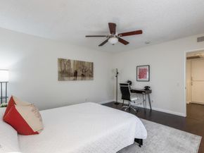 5230 Bellingham Avenue 6, Valley Village CA 91607