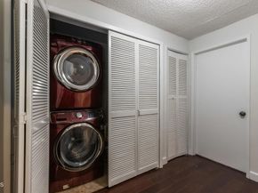 5230 Bellingham Avenue 6, Valley Village CA 91607