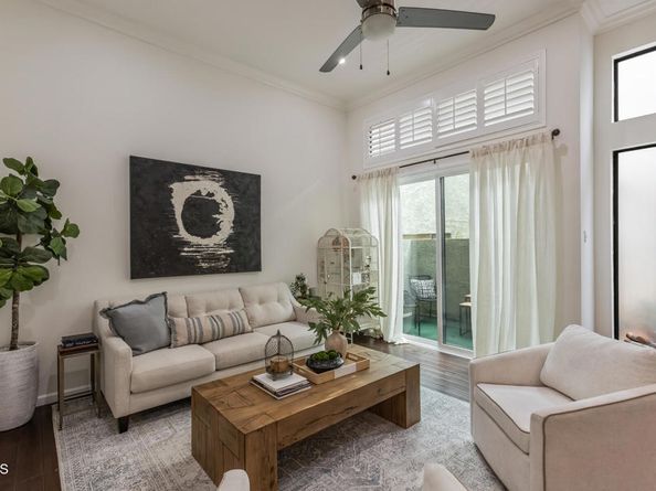 5230 Bellingham Avenue 6, Valley Village CA 91607