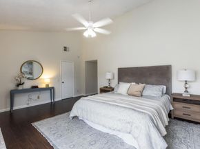 5230 Bellingham Avenue 6, Valley Village CA 91607