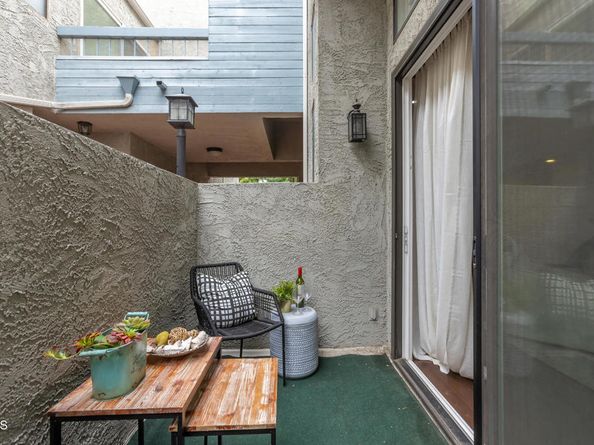 5230 Bellingham Avenue 6, Valley Village CA 91607