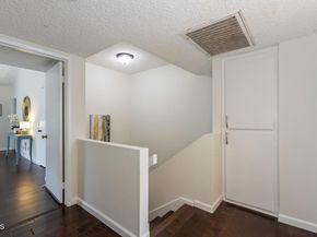 5230 Bellingham Avenue 6, Valley Village CA 91607