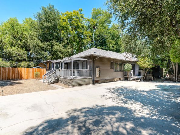218 Madeline Drive, Pasadena CA 91105