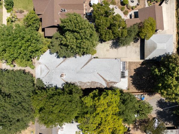 218 Madeline Drive, Pasadena CA 91105