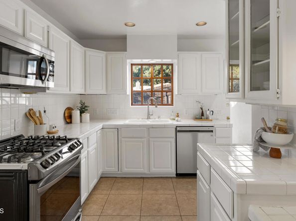 3624 Canyon Crest Road, Altadena CA 91001