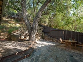 3624 Canyon Crest Road, Altadena CA 91001