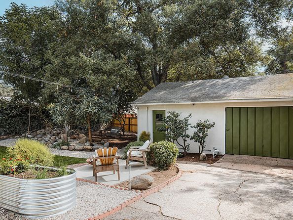 1660 Las Lunas Street, Pasadena CA 91106