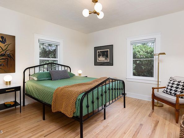 1660 Las Lunas Street, Pasadena CA 91106