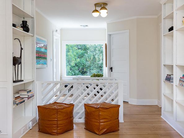 1660 Las Lunas Street, Pasadena CA 91106