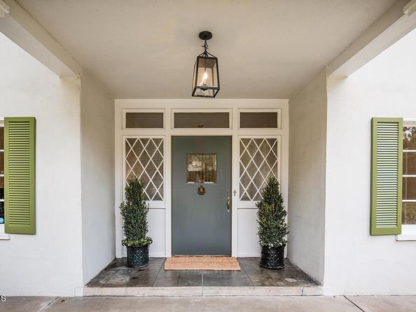 1660 Las Lunas Street, Pasadena CA 91106