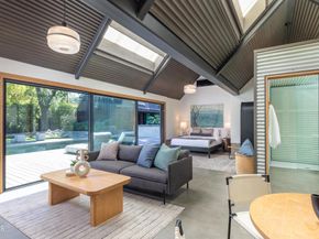 1155 Linda Vista Avenue, Pasadena CA 91103