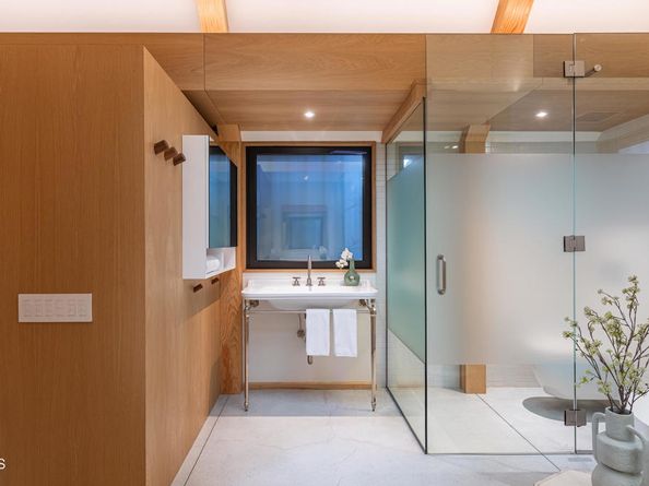 1155 Linda Vista Avenue, Pasadena CA 91103